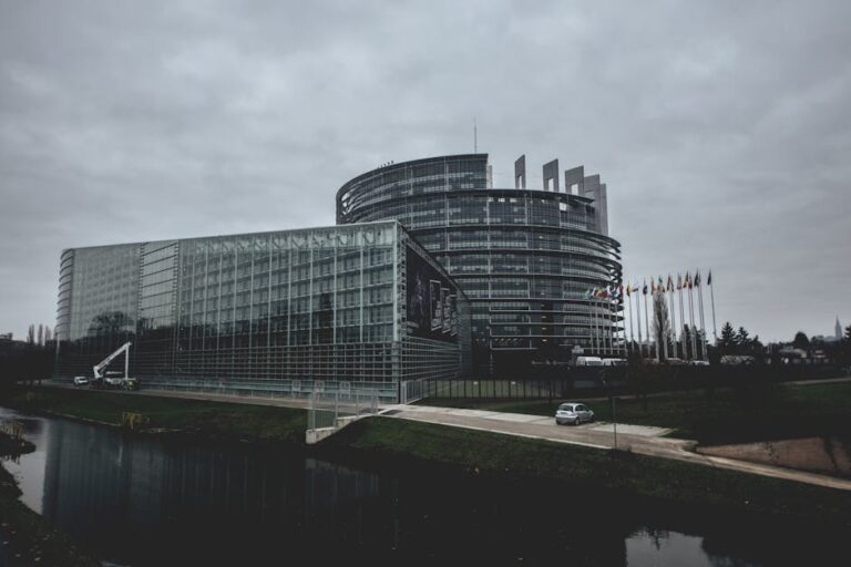 EU-Plenartagung in Straßburg eröffnet: Iran, Ukraine, Stahl und ein neuer Verdienstorden