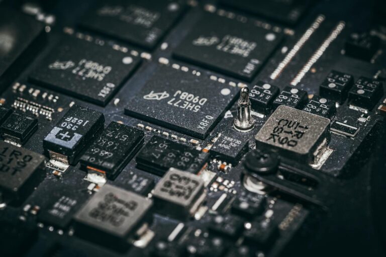 Brüssel legt nächste Woche Paket zur technologischen Souveränität vor: Cloud, KI, Chips Act 2