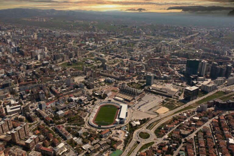 Kosovarische Diaspora in Deutschland: Zwischen zwei Welten