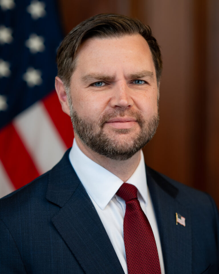 JD Vance nennt Demokraten »Partei des Hasses« bei Rede in Arizona